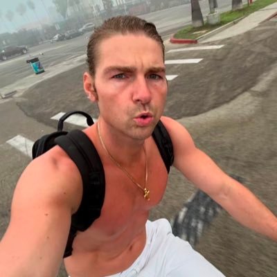 Vicente Lopez Enjoyer's profile picture