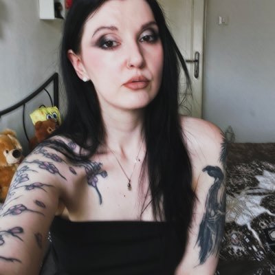 nora 🇵🇸's profile picture