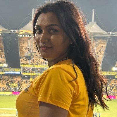 DivyaThiravidamani's profile picture