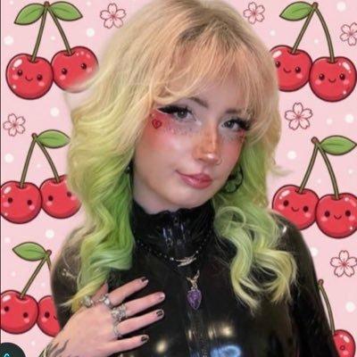 Queen Cherry🍒's profile picture