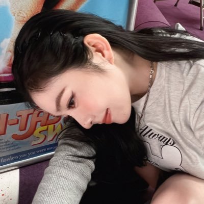 쭈봉 🩷's profile picture