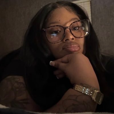 Fatbootynaeeee's profile picture