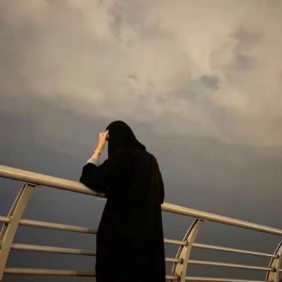 قمر | Qamar's profile picture