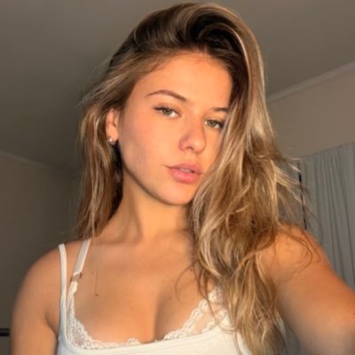 isabella's profile picture