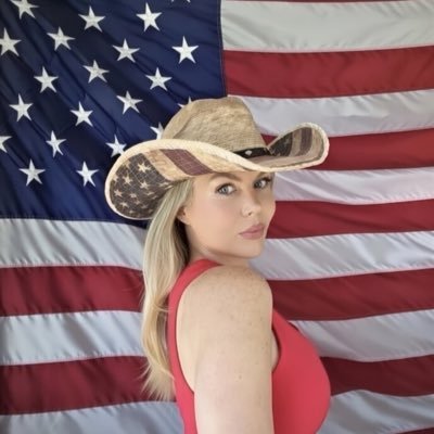 TheLizVariant's profile picture
