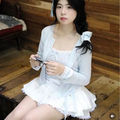 Lọ vương và tư liệu của ngài's profile picture