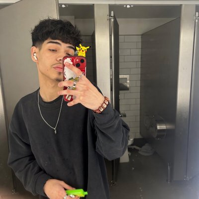 siah873's profile picture