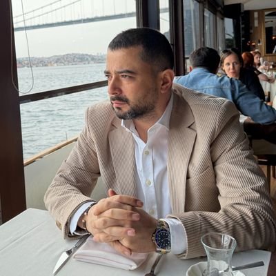 Güney Dağdeviren's profile picture