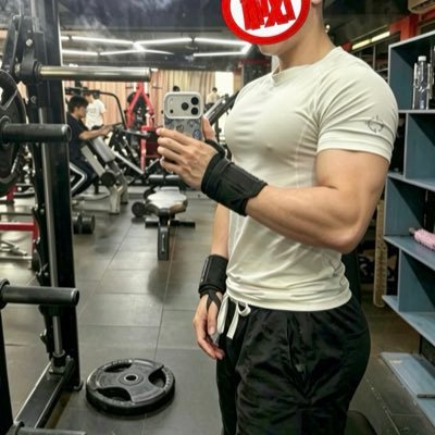 肌肉白皮军犬（互推）'s profile picture