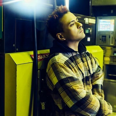 BACK_to_APRIL's profile picture