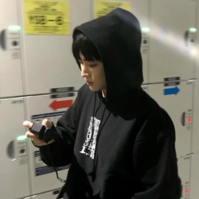 JCharming_point's profile picture