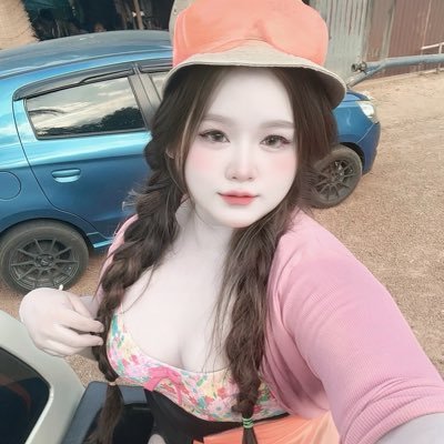 guitar🐷🐝's profile picture