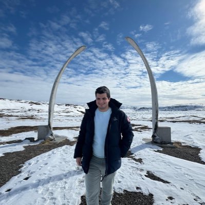 Matthew Petti 🫒 🌲 🌷 🌻's profile picture
