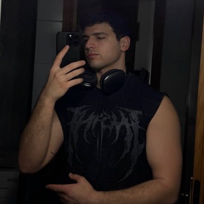 AI's profile picture