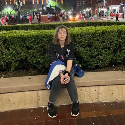 steph ⚾️'s profile picture