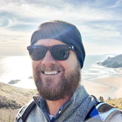 Jessie Hikes 🌲's profile picture