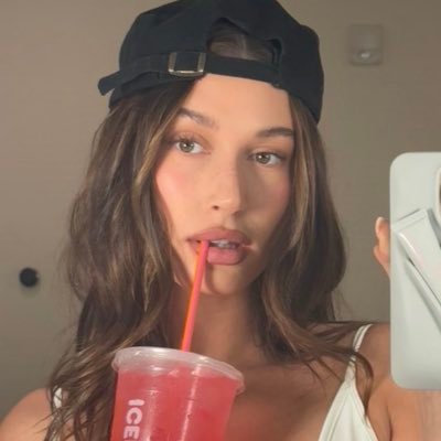 bia's profile picture