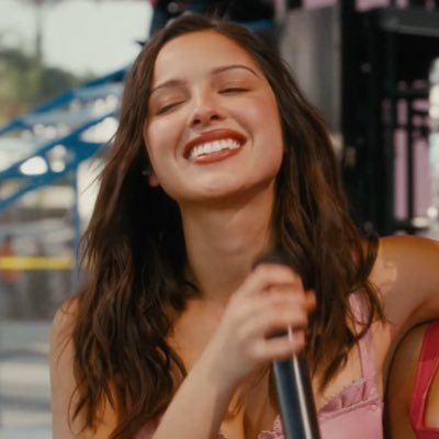 𝓉𝓊𝓁𝒾𝓅𝒶𝓃𝑜 𝒷𝓁𝓊🫧🧸's profile picture
