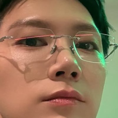 ten pls I'm begging's profile picture