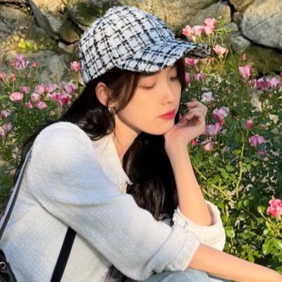 🌙's profile picture