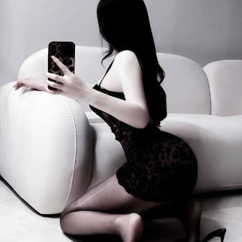 LuLucykWife's profile picture