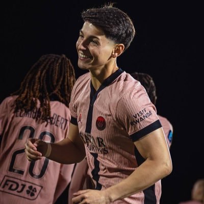 كريس's profile picture