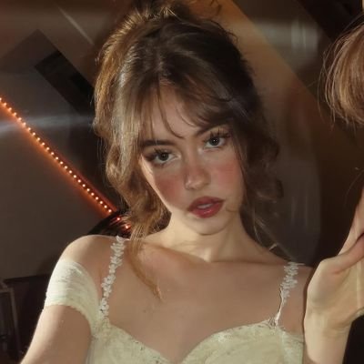 ev's profile picture