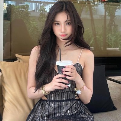 Yelours's profile picture