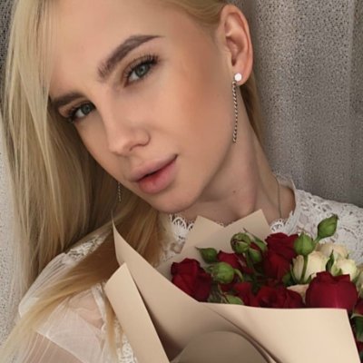 YASMİN CE's profile picture