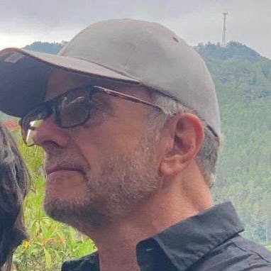Álvaro González-Uribe's profile picture