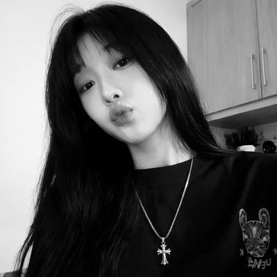 re.🦖's profile picture