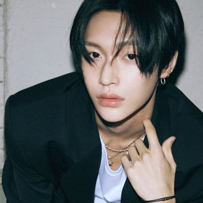 wonbin pics's profile picture