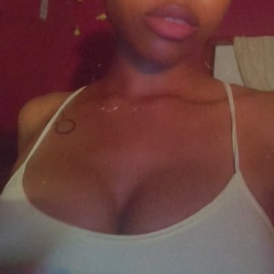 luvlaylap's profile picture