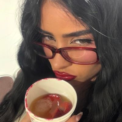 laurcarvlho's profile picture