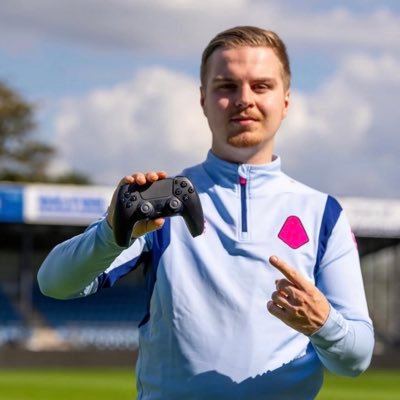 xlucosaurrr's profile picture