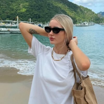 Elara's profile picture