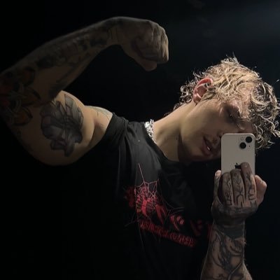 Notshadely's profile picture