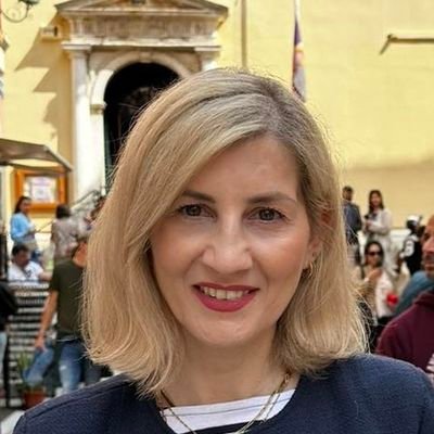 elenasagiadinou's profile picture