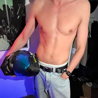 Sample1310's profile picture