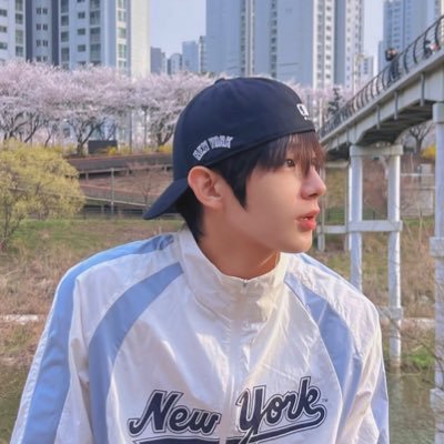 pau ⚓︎⋆.˚ ❀˖'s profile picture