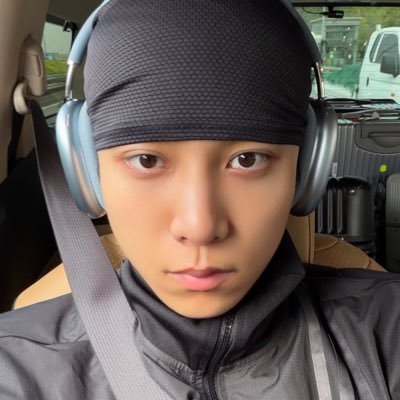 oooryul's profile picture