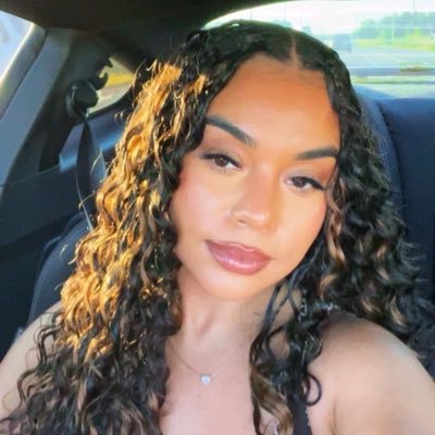Liz's profile picture