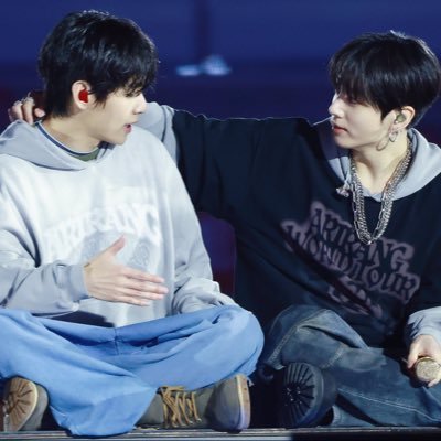 TAEKOOK BELIEVER𐤀 ˢᵉᵛᵉⁿ ᵇʸ ʲᵏ ʟᴀʏᴏ(ꪜ)ᴇʀ GOLDEN's profile picture