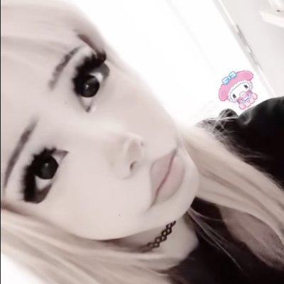 comslayerzella's profile picture