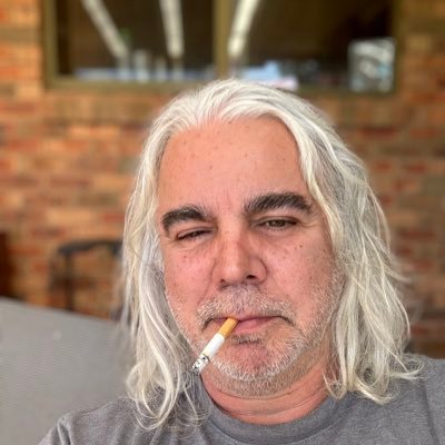 Omnicentrist 💉 MicroChip🆔️1984's profile picture