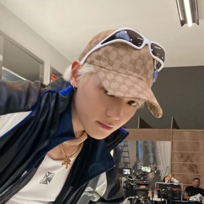 avaisevil's profile picture