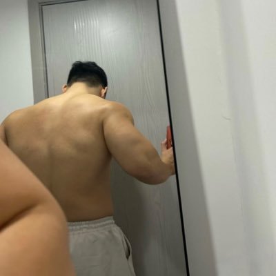 LnhrtTp's profile picture