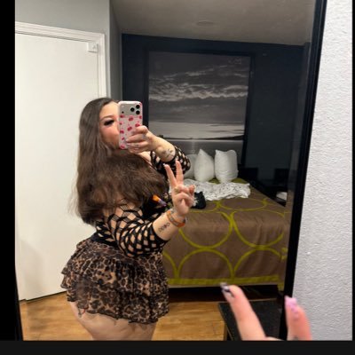 Helen ๐'s profile picture