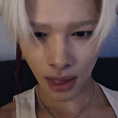 nishiIuv's profile picture