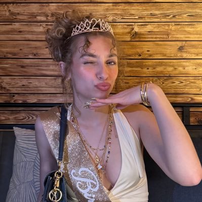 Queen Bri's profile picture